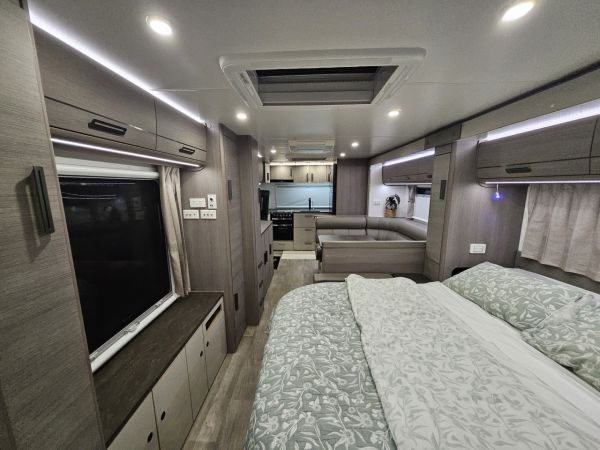 Jayco Silverline 2019 25 FT Caravan 2578-5 Layout image