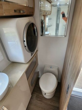 2025 Avan Aspire Caravan 587-2 image