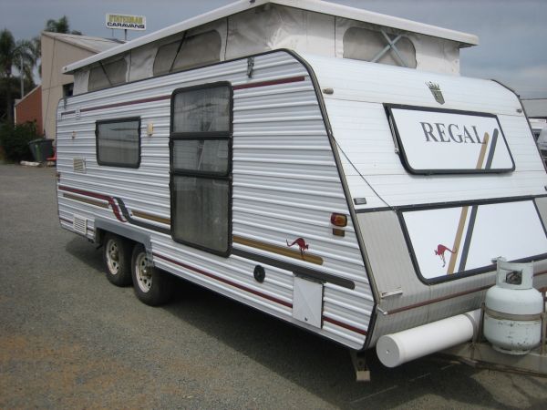 1996 Regal Deluxe Comfort Tourer image