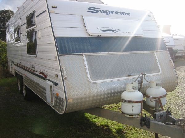 2010 Supreme Executive 2060 Tourer image