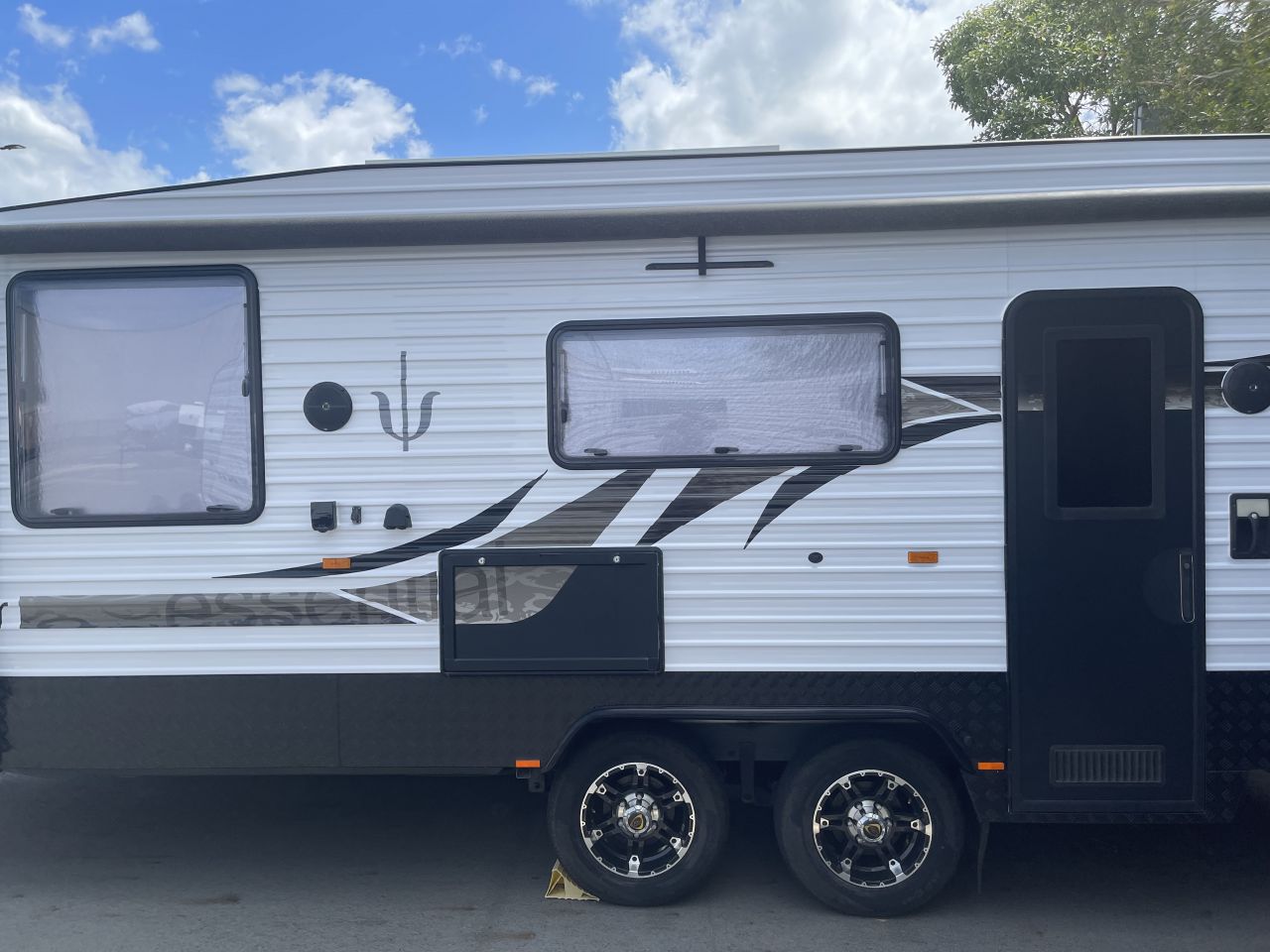 Image for 2020 Essential C-Class 5.2 Full Caravan 0