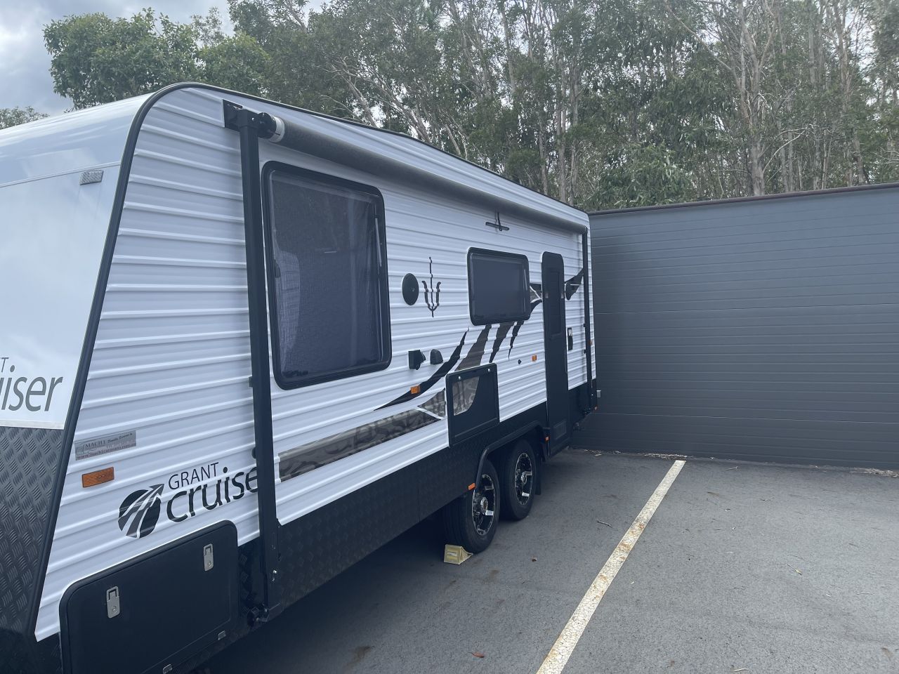 Image for 2020 Essential C-Class 5.2 Full Caravan 16