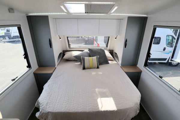 2025 Avan Aspire Caravan 587-4 image