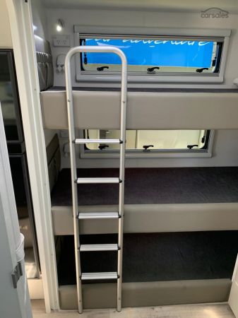 2025 Design RV CRX F2 21' BUNKS image