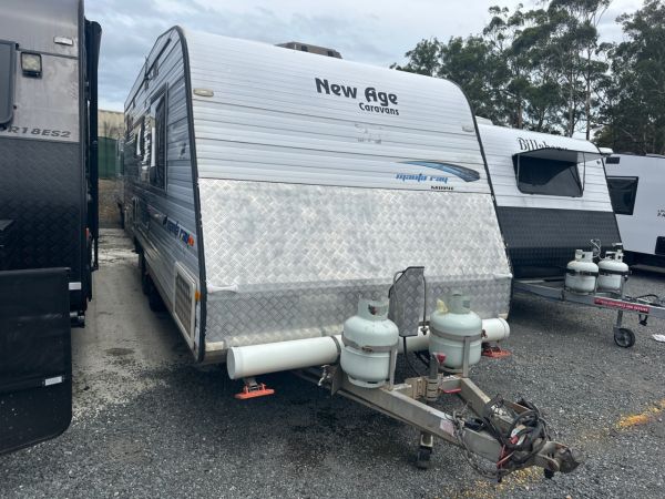 2016 New Age Manta Ray Caravan 19 FOOT image