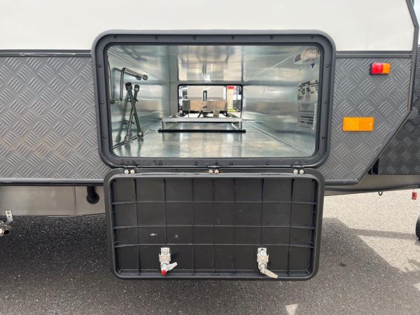 2022 Nova Bravo Caravan image