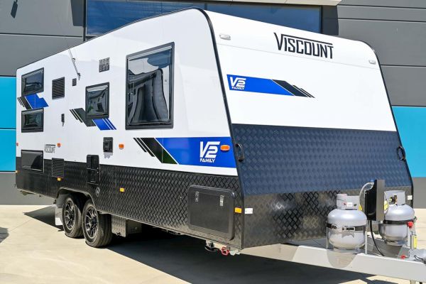 2025 Viscount V2 Family 3B Caravan image