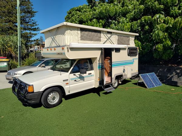 1995 Mazda Bravo/Winnebago Motorhome image