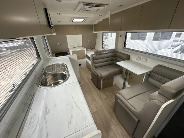 2022 GREAT AUSSIE Gravity 18'6 Single Beds image