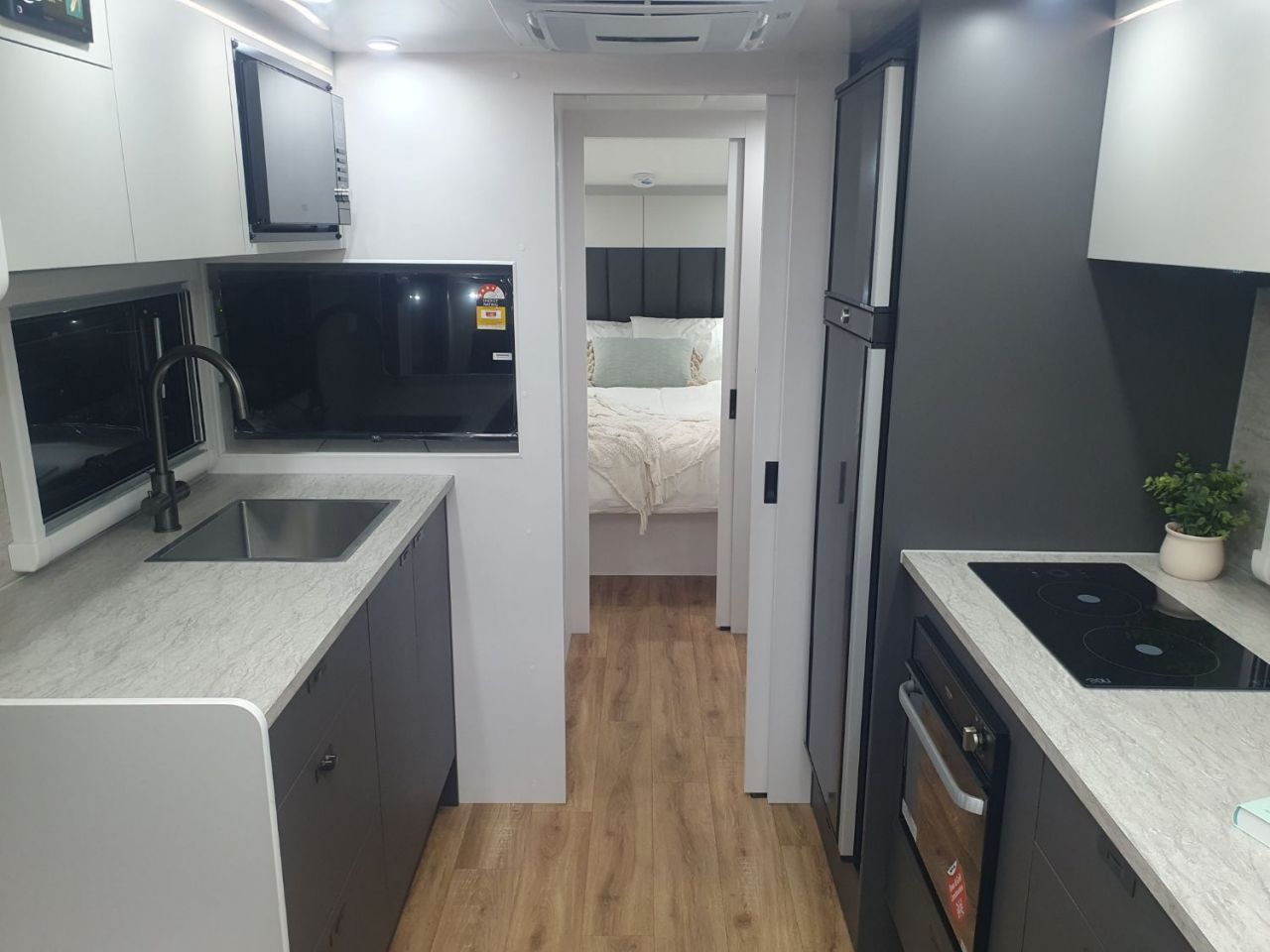 Image for 2025 Lotus Caravans Freelander Caravan FR226RN 26