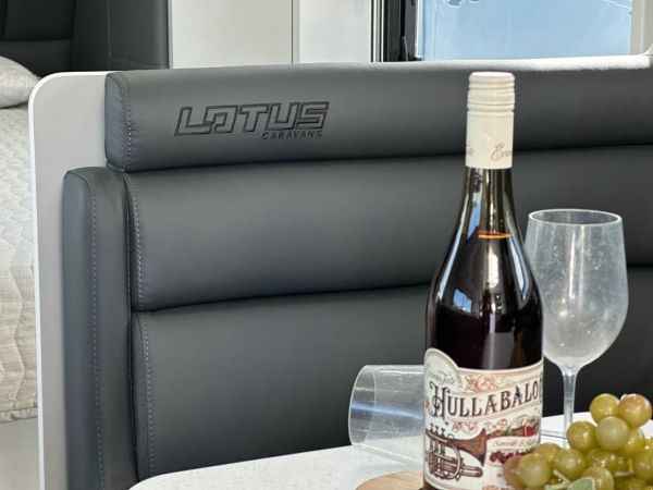 2025 Lotus Trooper Tr219Cl Caravan 21'9 image