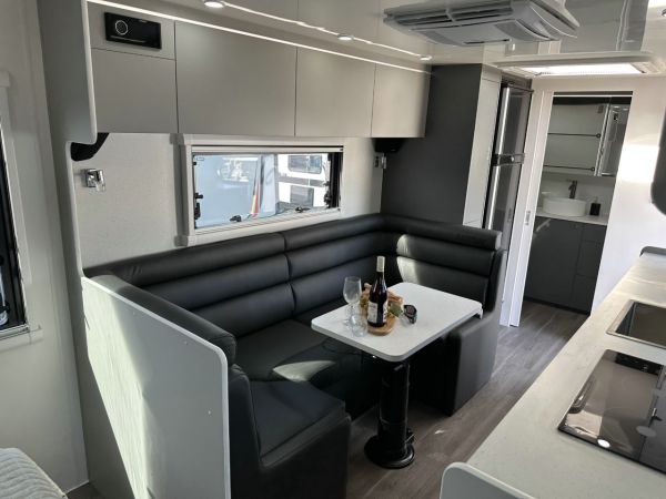 2025 Lotus Trooper Tr219Cl Caravan 21'9 image