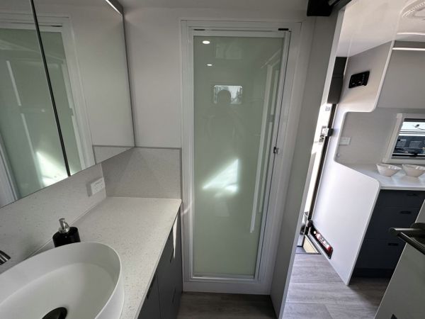 2025 Lotus Trooper Tr219Cl Caravan 21'9 image