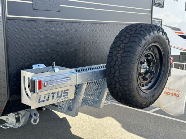 2025 Lotus Trooper Tr219Cl Caravan 21'9 image