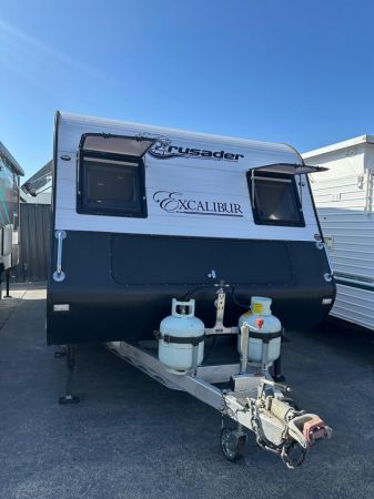 2013 Crusader Excalibur Recliner Couples Van image