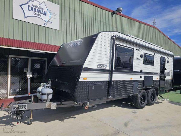 2020 LEADER Gold LE Caravan image