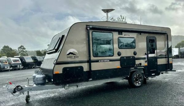 2025 Snowy River Src19 Caravan CAFE SEATING image