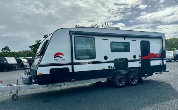 2025 Snowy River Src22 Caravan CAFE SEATING image