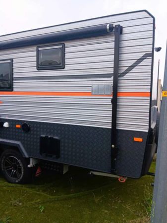 2023 New Age Road owl 21BE Adventure semi off road triple bunk Caravan image