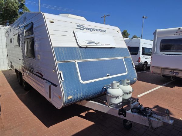 2010 Supreme Executive 2060 Tourer Caravan image
