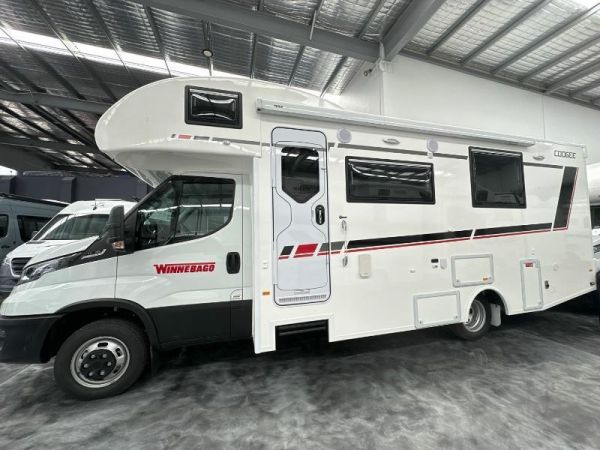 2024 Winnebago Coogee image