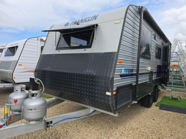 2017 Franklin ARROW 206 image