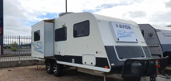2014 Avida SAPPHIRE Slide-Out Semi Off Road Caravan image