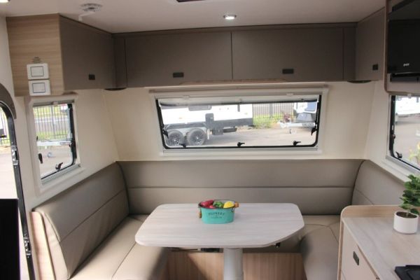 2025 Jayco Discovery Caravan 21.66-3.OB.DY-MY25 image