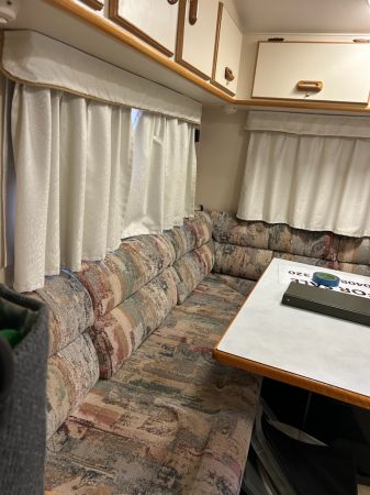 2000 Spaceline Odyssey 2000 Caravan image