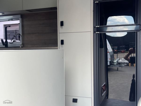 2025 Design RV Mica V7 Off-road 21'6 Couples image