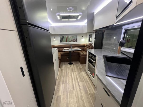 2024 Majestic Navigator 22'6 image