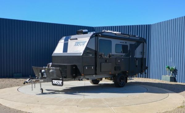 2025 XTour Evoke 17 image