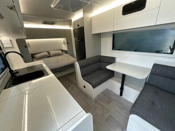 2025 New Age Caravans Manta Ray Mr 18Er Adv image