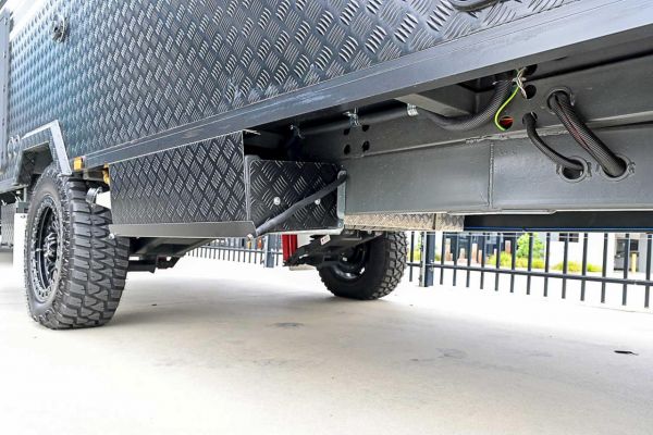 2025 Design RV Hybrid 16' Hcx16C Caravan image