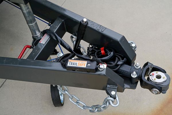 2025 Design RV Hybrid 16' Hcx16C Caravan image