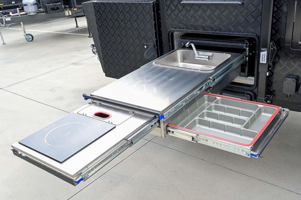 2025 Design RV Hybrid 16' Hcx16C Caravan image