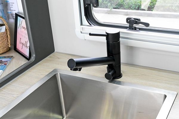 2025 Design RV Hybrid 16' Hcx16C Caravan image