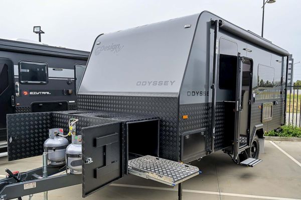 2025 Design RV Odyssey 17'4'' V1-0 Lsh Caravan image