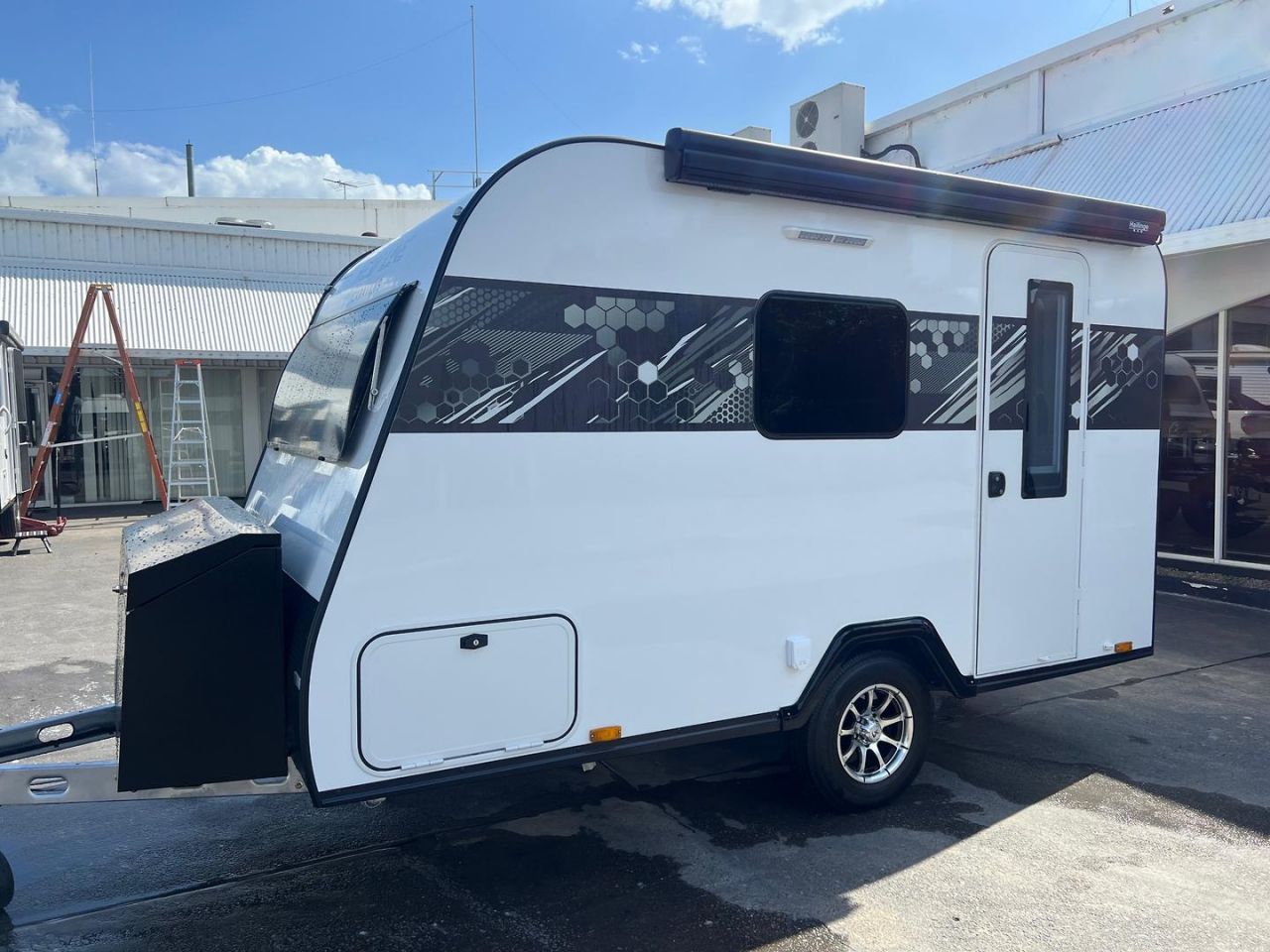 Image for 2025 New Line Caravans STARLITE 12W 0
