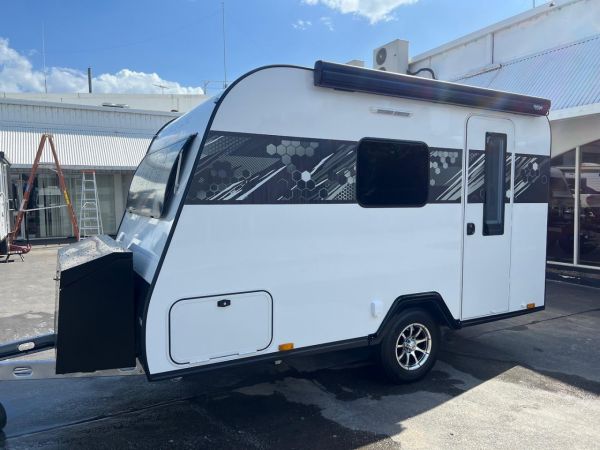 2025 New Line Caravans STARLITE 12W image