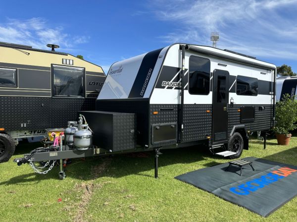 2025 Essential Ranger V1-0 Caravan 17'4 image