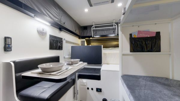 2023 Swag SCT13-Explorer Family Hybrid Caravan image