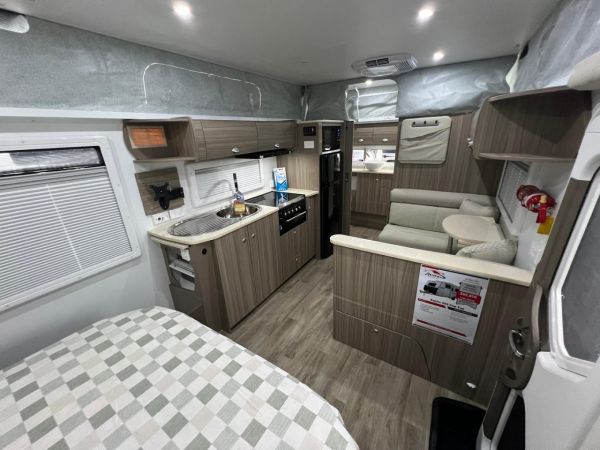 2025 Avan Aspire image