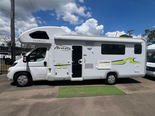 2025 Avan Ovation M9 image