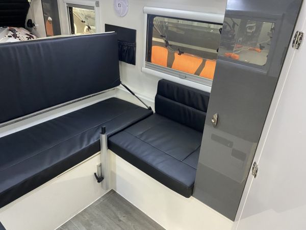 2023 Swag SCT13-D Hybrid Caravan image