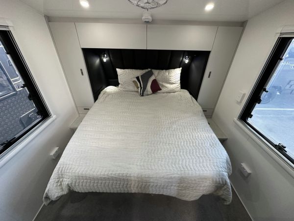 2025 Lotus Trooper Tr21Cl Caravan 21' image