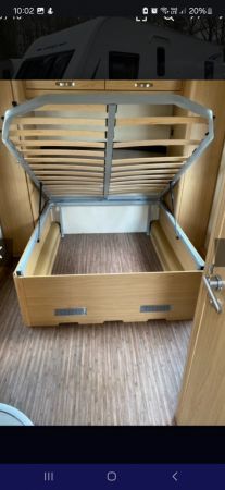 2014 Compass Omega 550 Caravan image