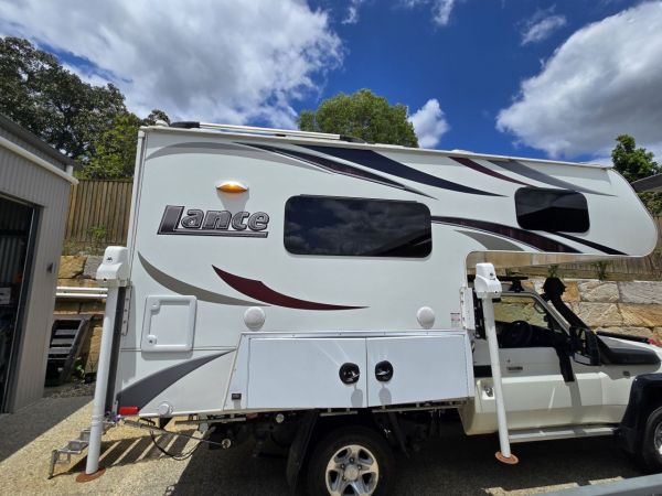 2016 Lance 825 Slide On Camper image