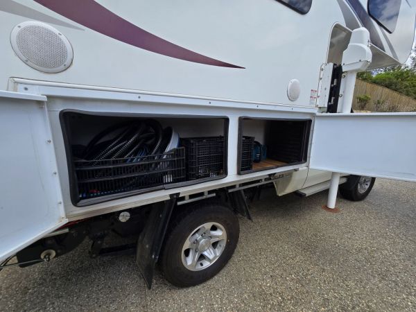 2016 Lance 825 Slide On Camper image