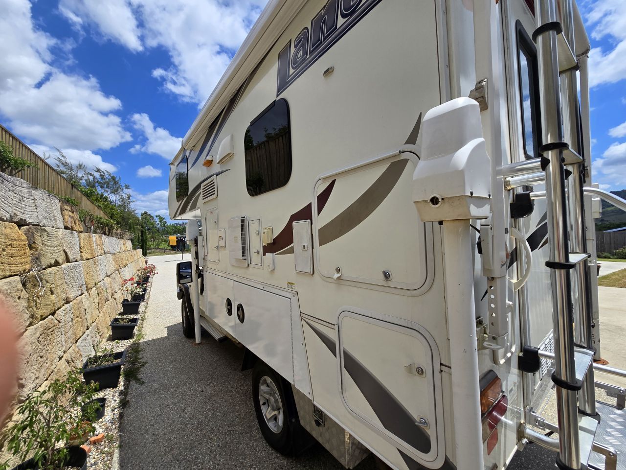 Image for 2016 Lance 825 Slide On Camper 26